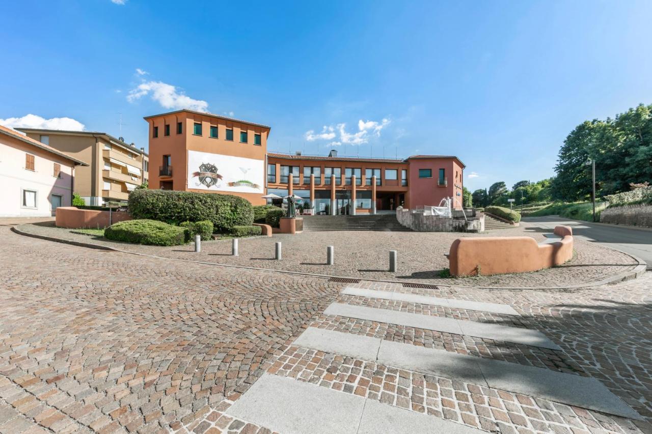 Lake Como Golf Hotel Figino Serenza Exterior photo
